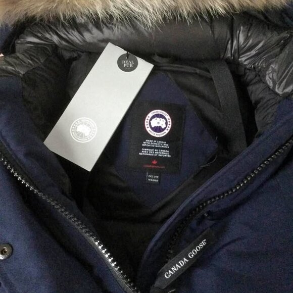 Canada Goose Sherbrooke Parka - Picture 10 of 12